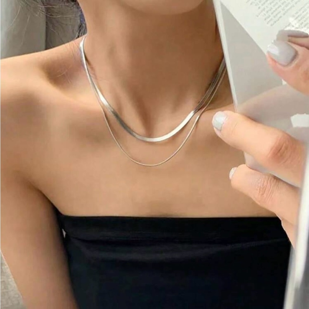 Elegant Silver Necklace for Women